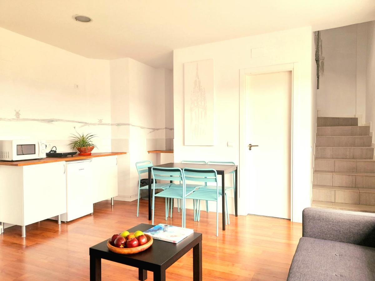 Toletum Low Cost Lofts Diafanos O 2Dormitorios Parking Municipal Gratis Al Aire Libre A 100M Toledo Kültér fotó